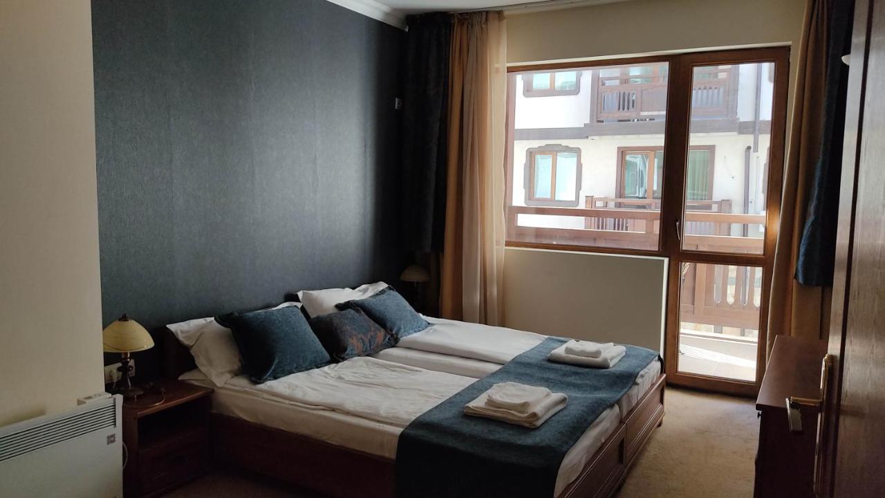 Annett Apartments At Emerald Hotel バンスコ エクステリア 写真