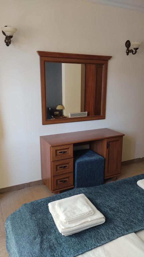 Annett Apartments At Emerald Hotel バンスコ エクステリア 写真