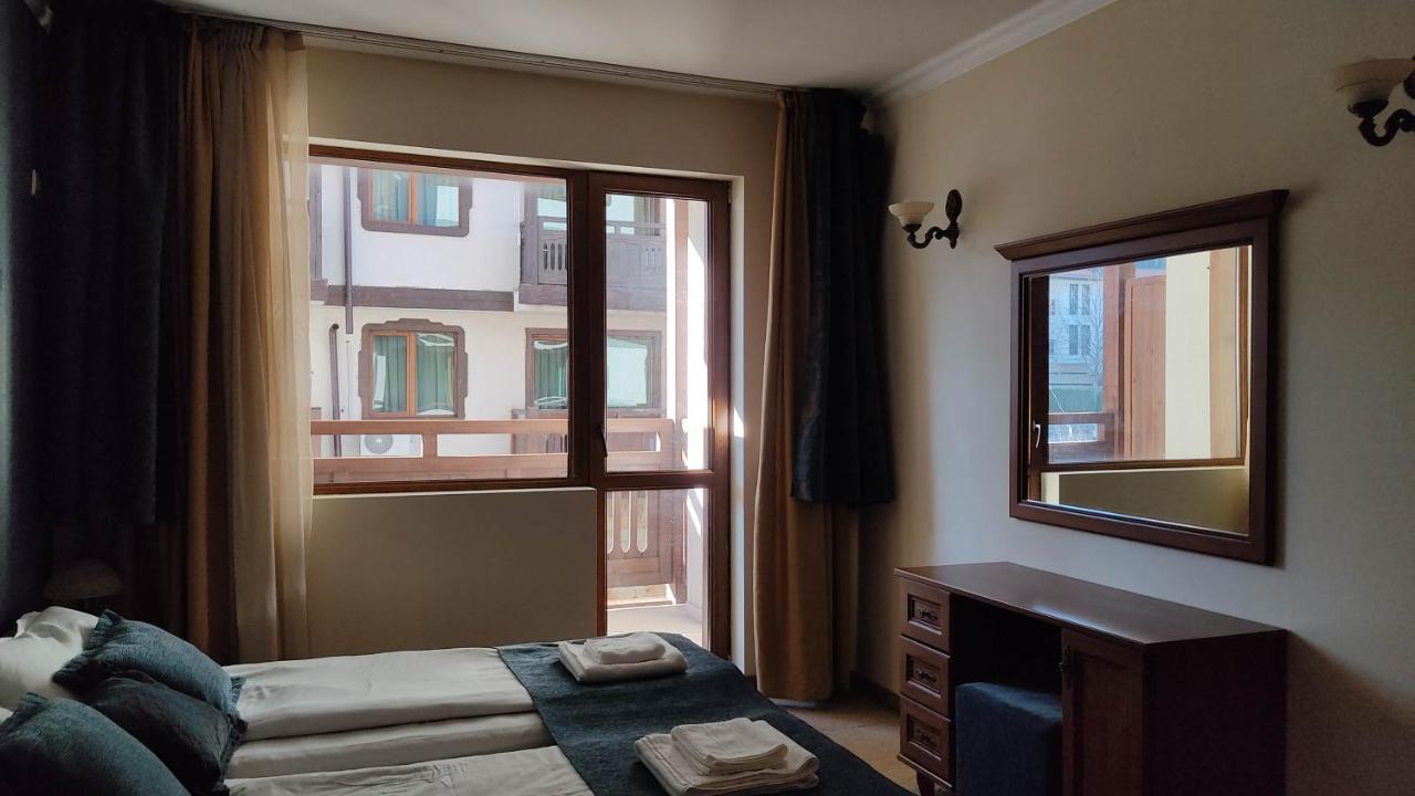 Annett Apartments At Emerald Hotel バンスコ エクステリア 写真
