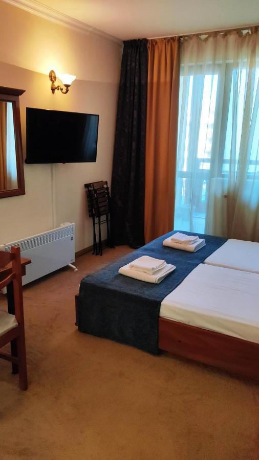 Annett Apartments At Emerald Hotel バンスコ エクステリア 写真